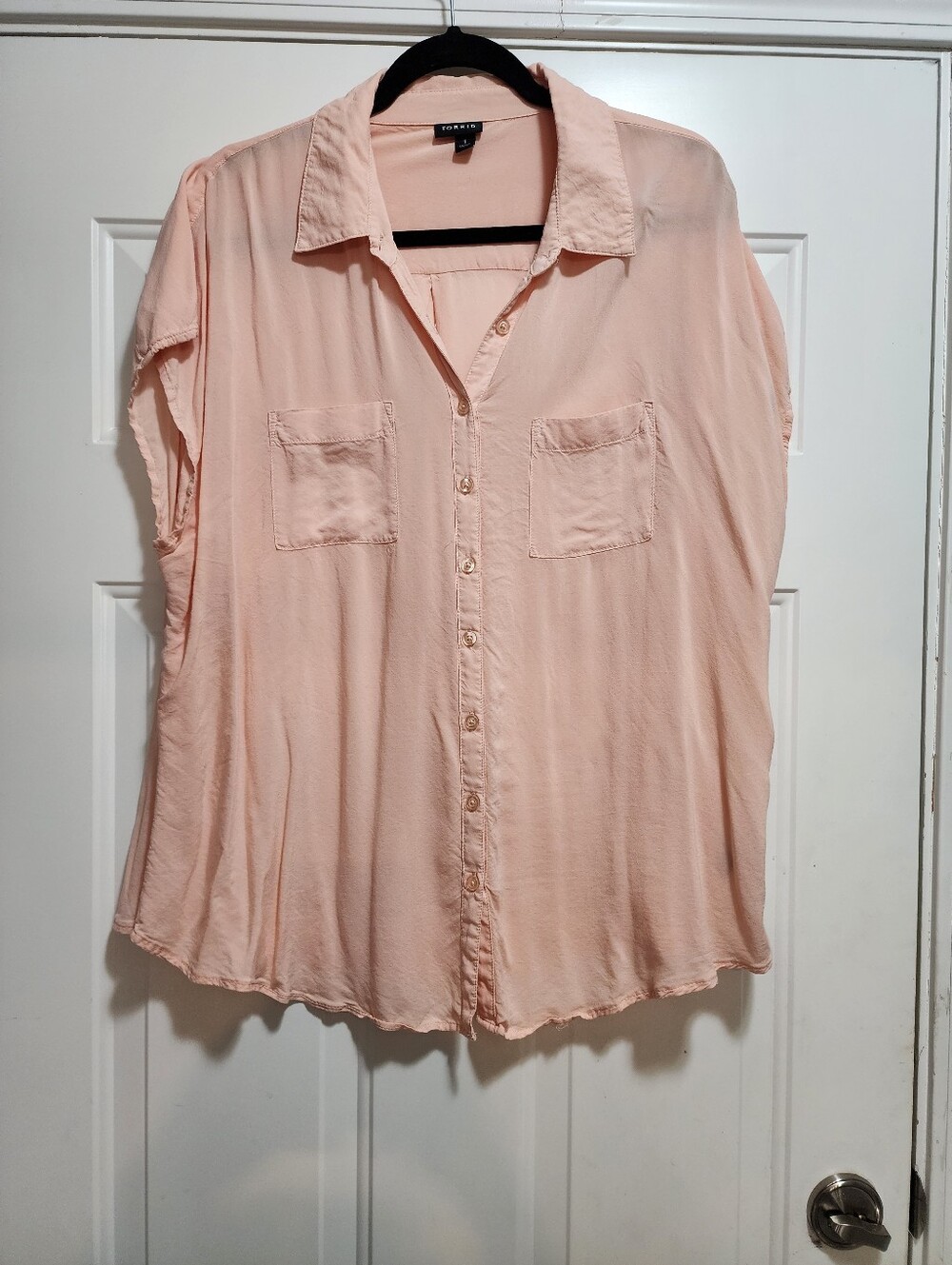 Torrid Light Pink Button Down Short Sleeve Blouse Size 1X